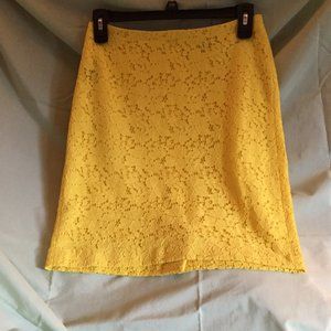 Ann Taylor skirt, size 00, yellow